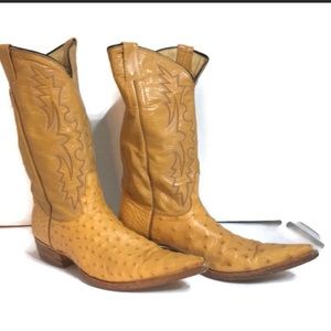 Herrera Men’s Ostrich Boots and Belt